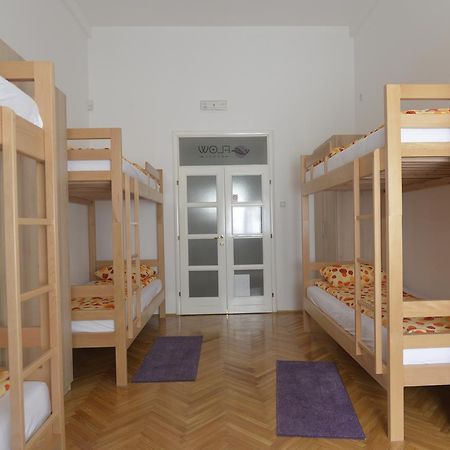 Hostel Flow House Centar Novi Sad Exterior foto
