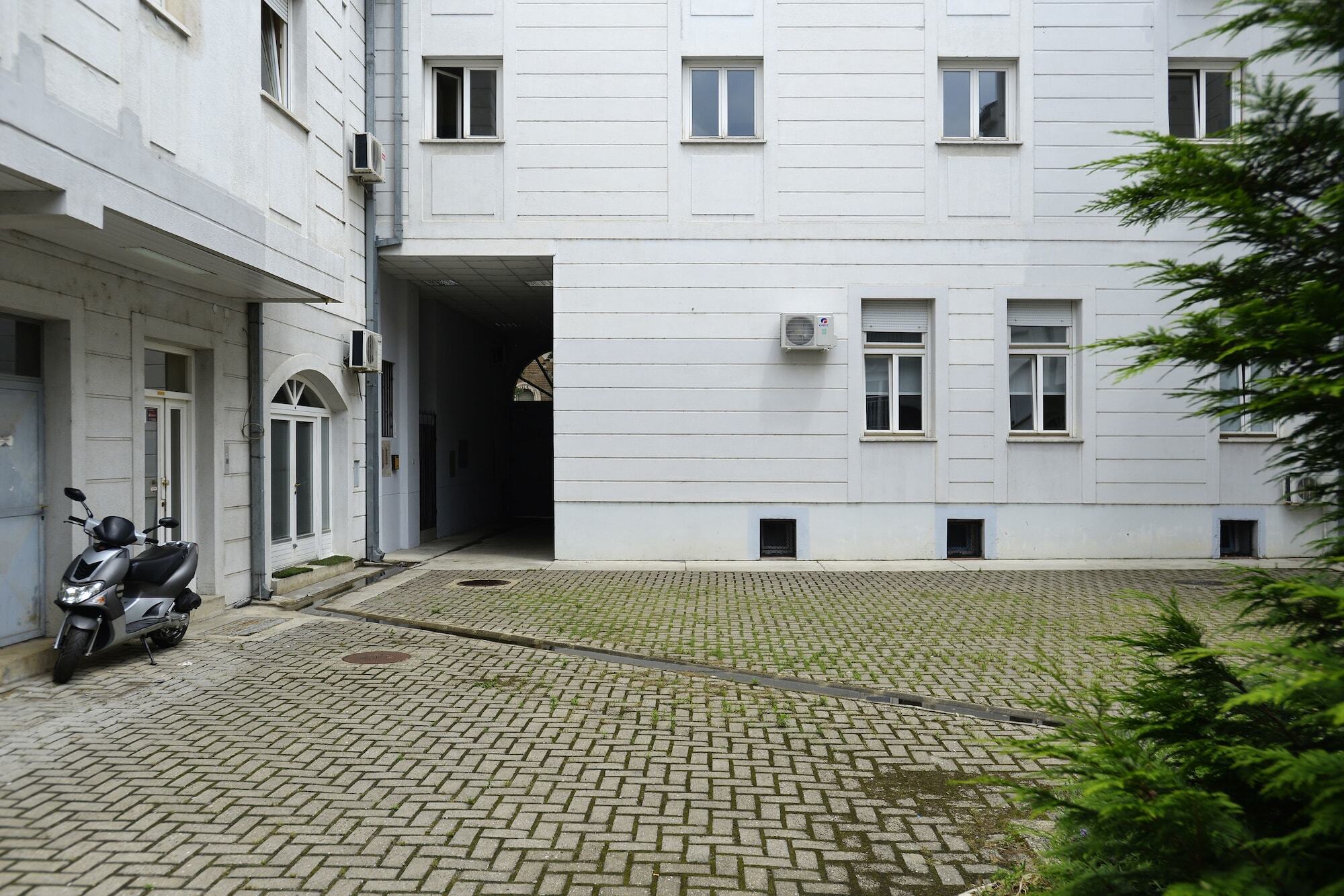 Hostel Flow House Centar Novi Sad Exterior foto